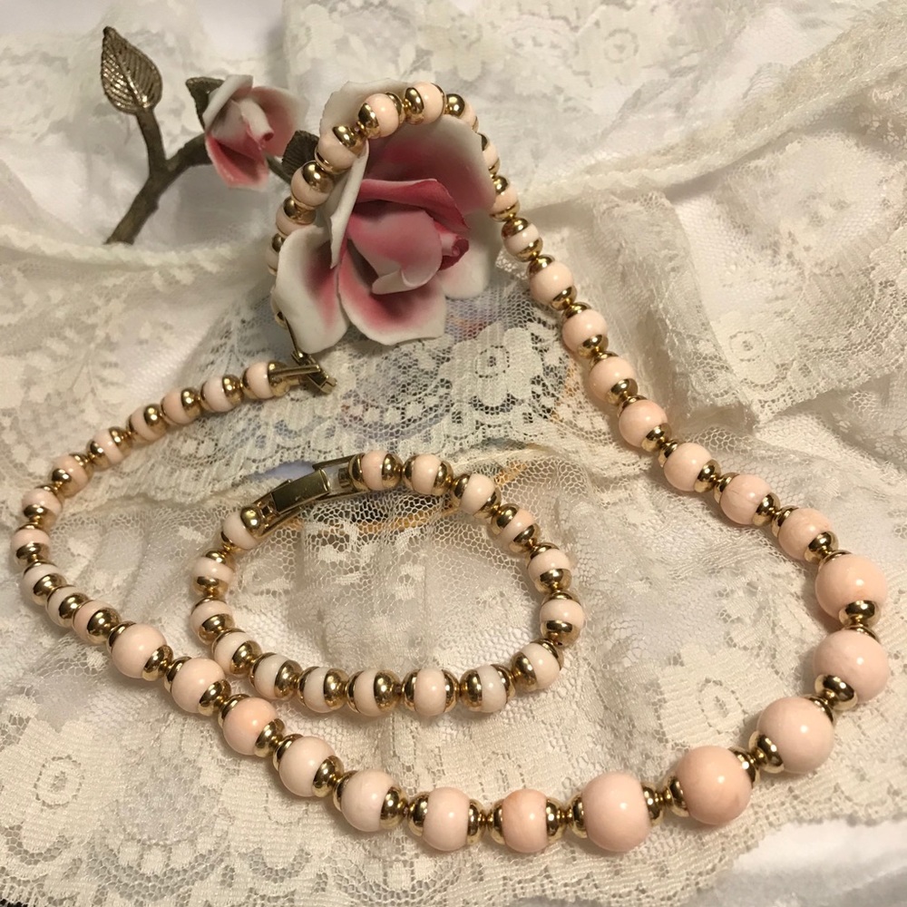 AVON Vintage Pink & Gold Necklace + Bracelet Set